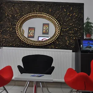 Bade 2 Otel